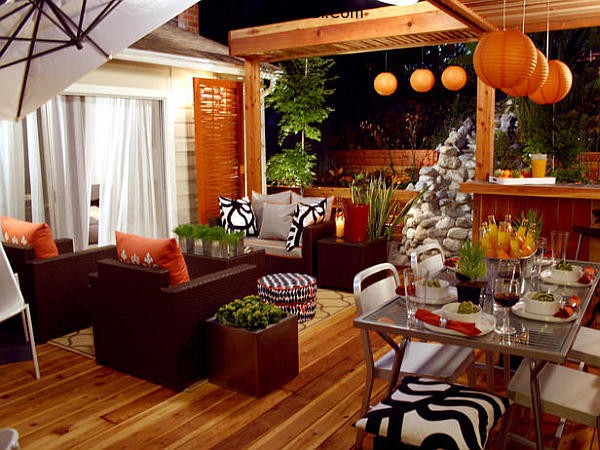 outdoor-living-room-with-orange-decor