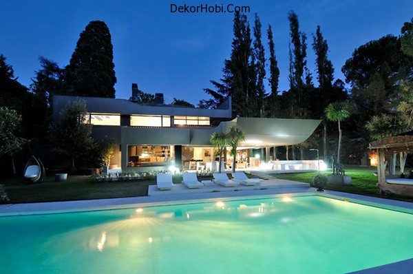 By-Night