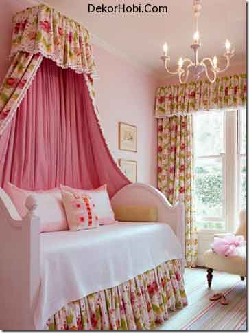 rustic-romantic-girls-room-with-crown_canopy