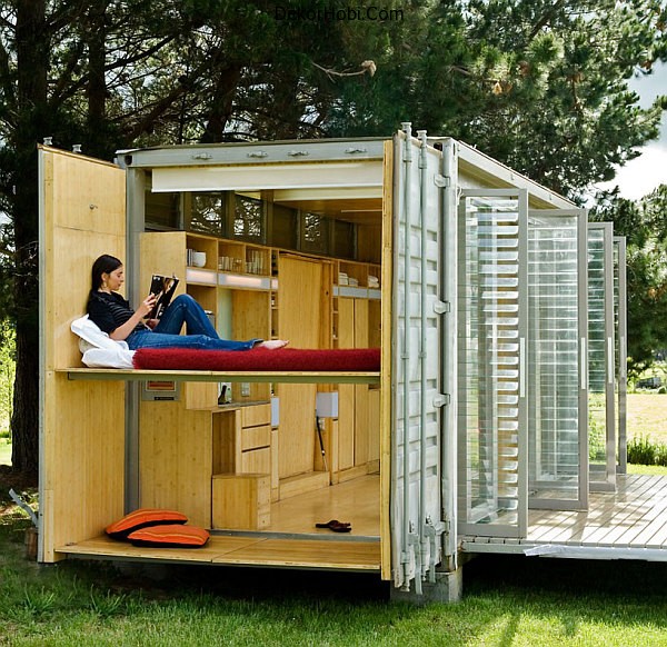 shipping-container-bedroom