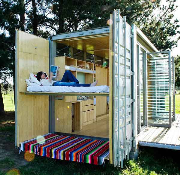 shipping-container-holiday-abode
