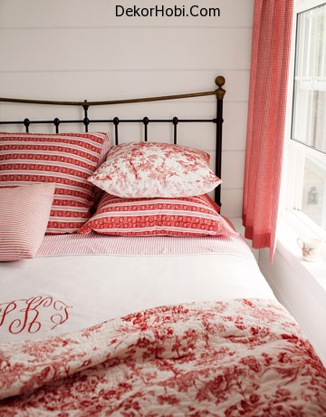 Photos-of-pink-decor-myLusciousLife.com-Bedroom