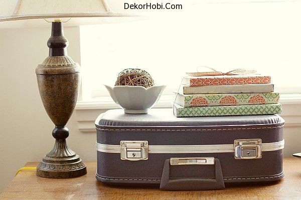 living-room-arrangement-with-vintage-suitcase