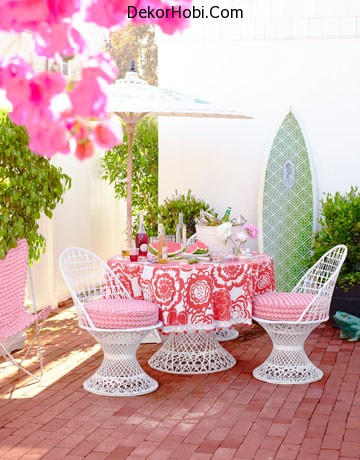 photos-of-pink-furniture-myLusciousLife.com-House-Beautiful-Kristen-Ewart