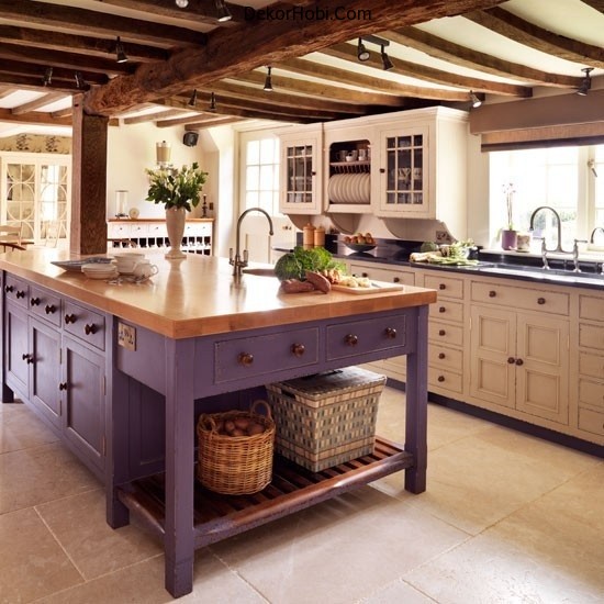 traditional-kitchen-island-in-purple