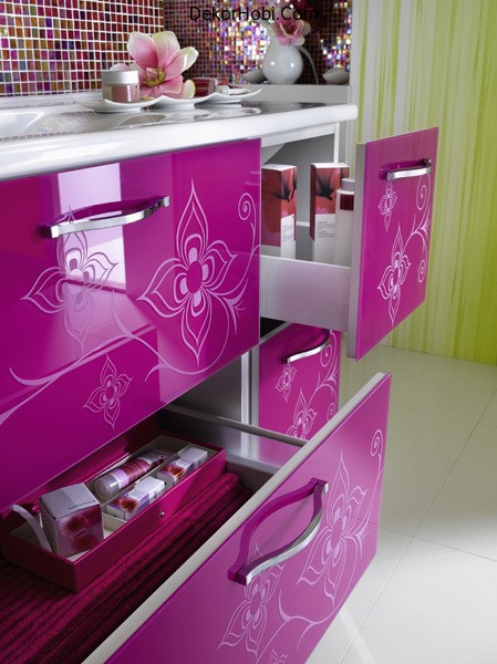 femenine-glamour-bathroom-furniture-3