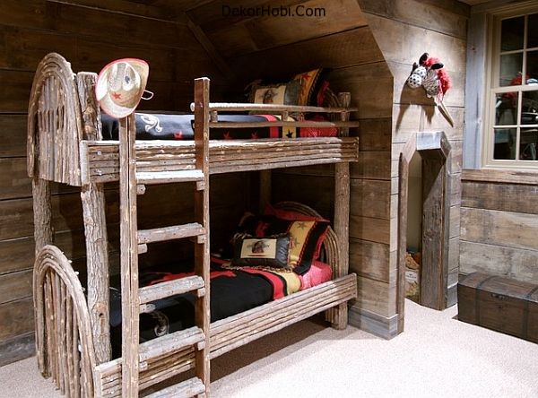 rustic-bedroom-with-bunk-beds