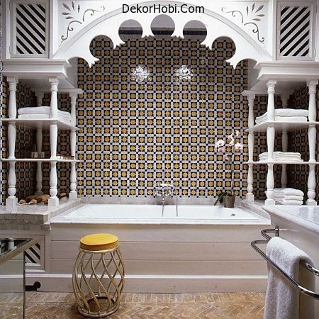 storage-niches-in-bathroom-28