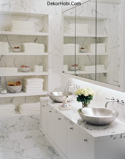 storage-niches-in-bathroom-6